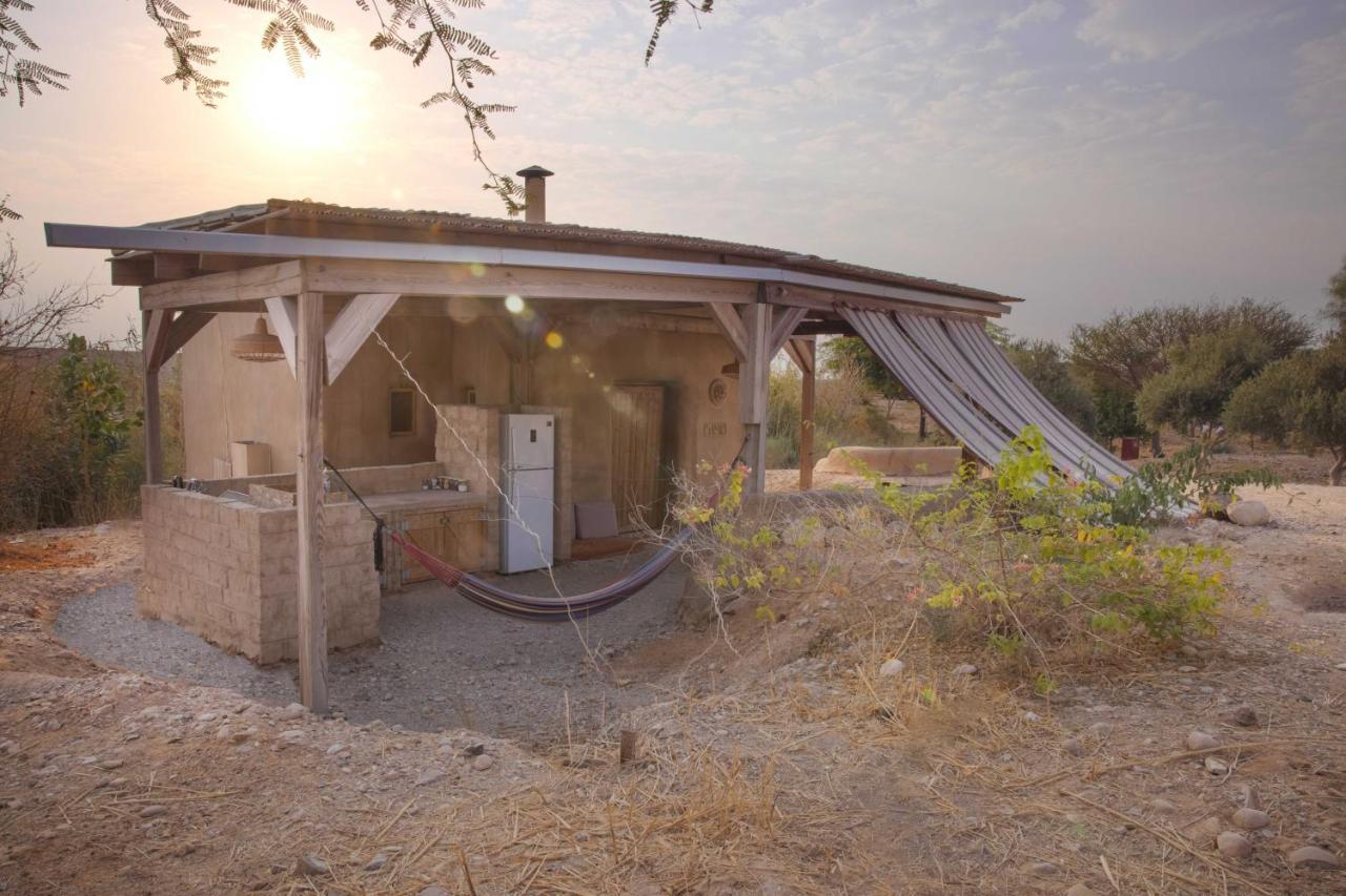 Desert Days Mud Cabin'S Resort Tzukim Luaran gambar