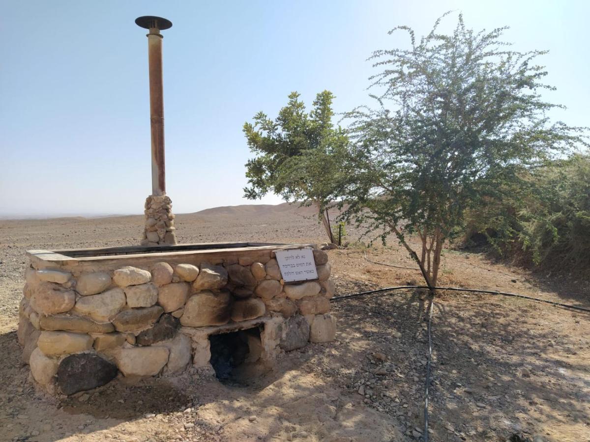 Desert Days Mud Cabin'S Resort Tzukim Luaran gambar