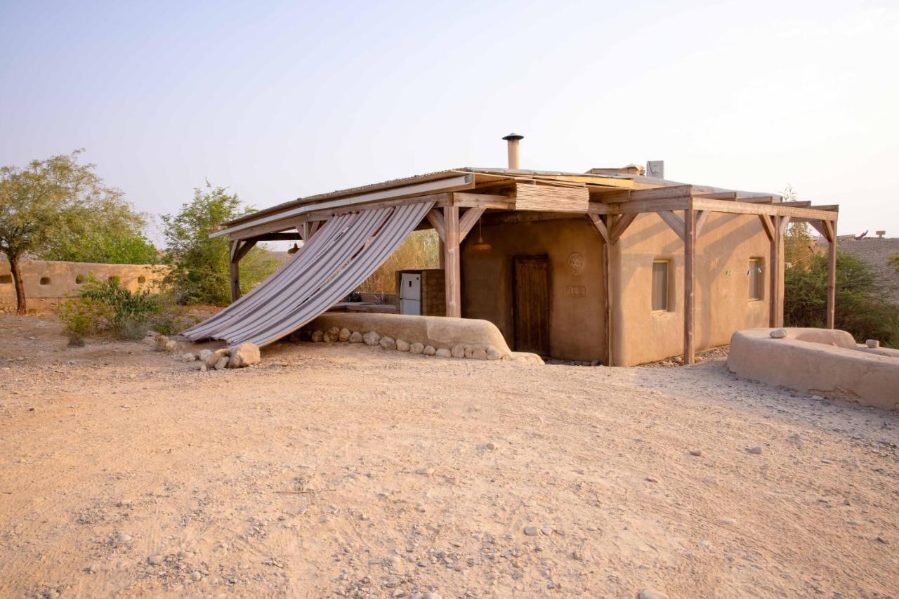 Desert Days Mud Cabin'S Resort Tzukim Luaran gambar