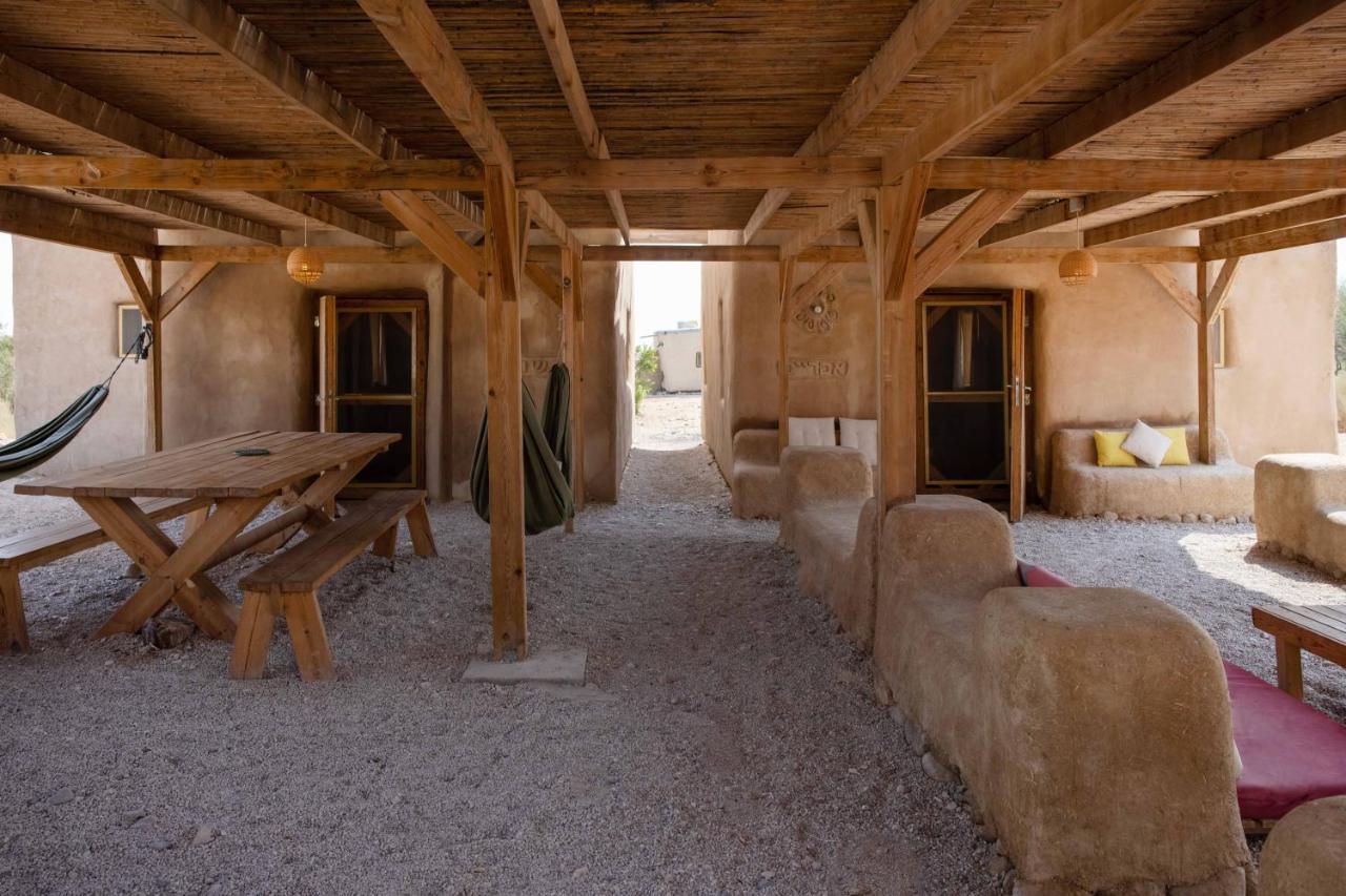 Desert Days Mud Cabin'S Resort Tzukim Luaran gambar