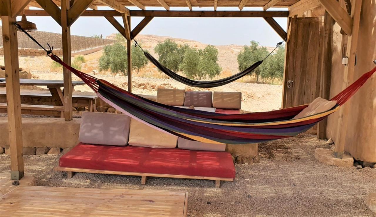 Desert Days Mud Cabin'S Resort Tzukim Luaran gambar