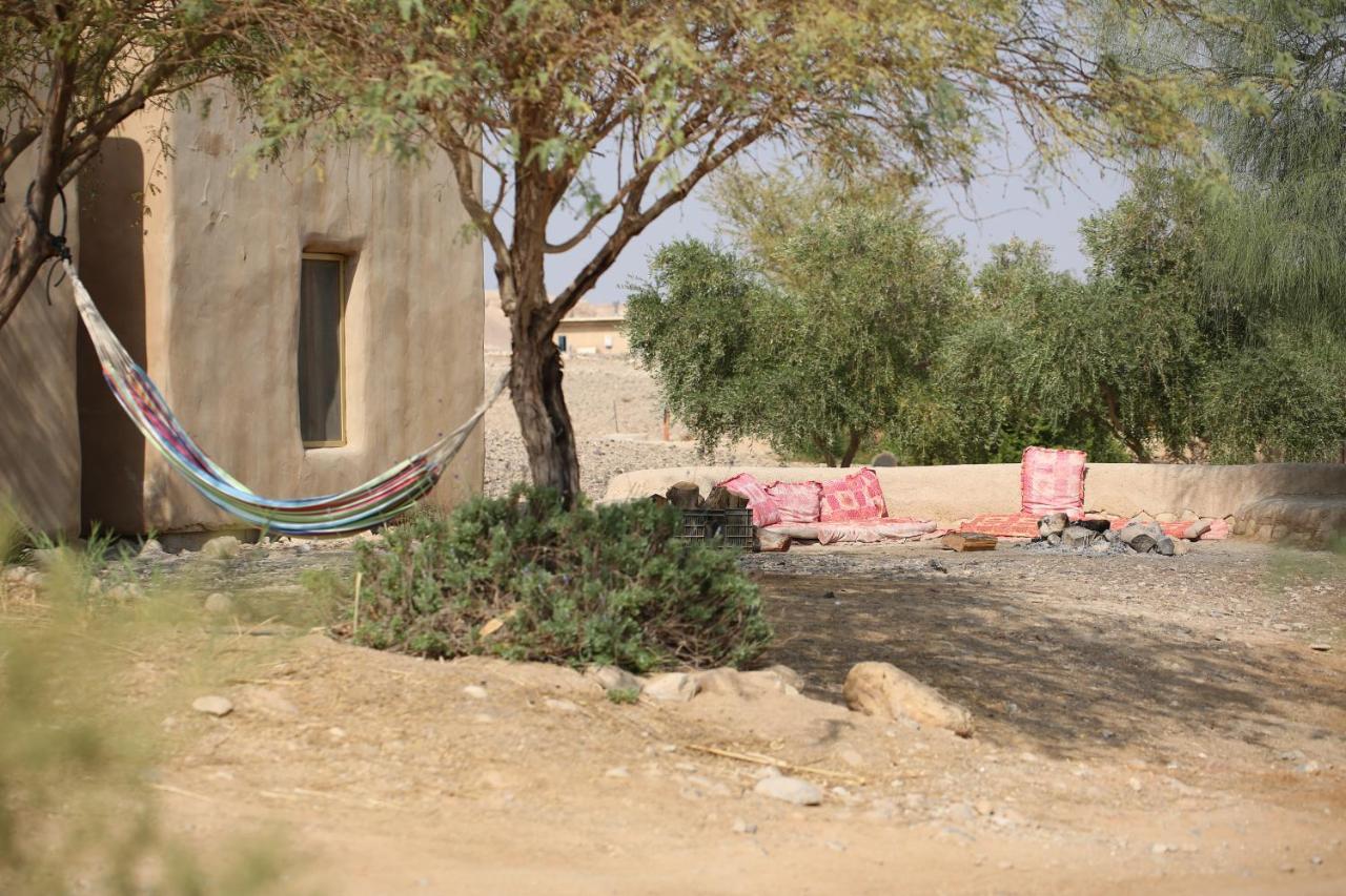 Desert Days Mud Cabin'S Resort Tzukim Luaran gambar