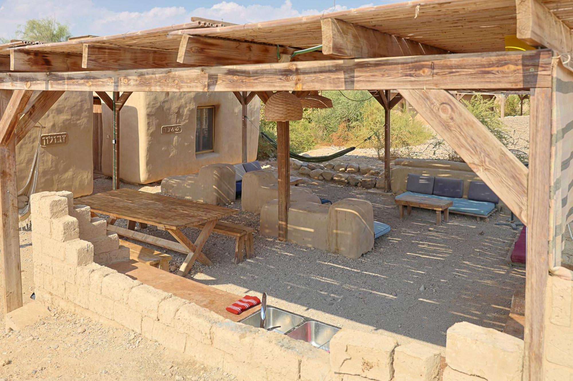 Desert Days Mud Cabin'S Resort Tzukim Luaran gambar