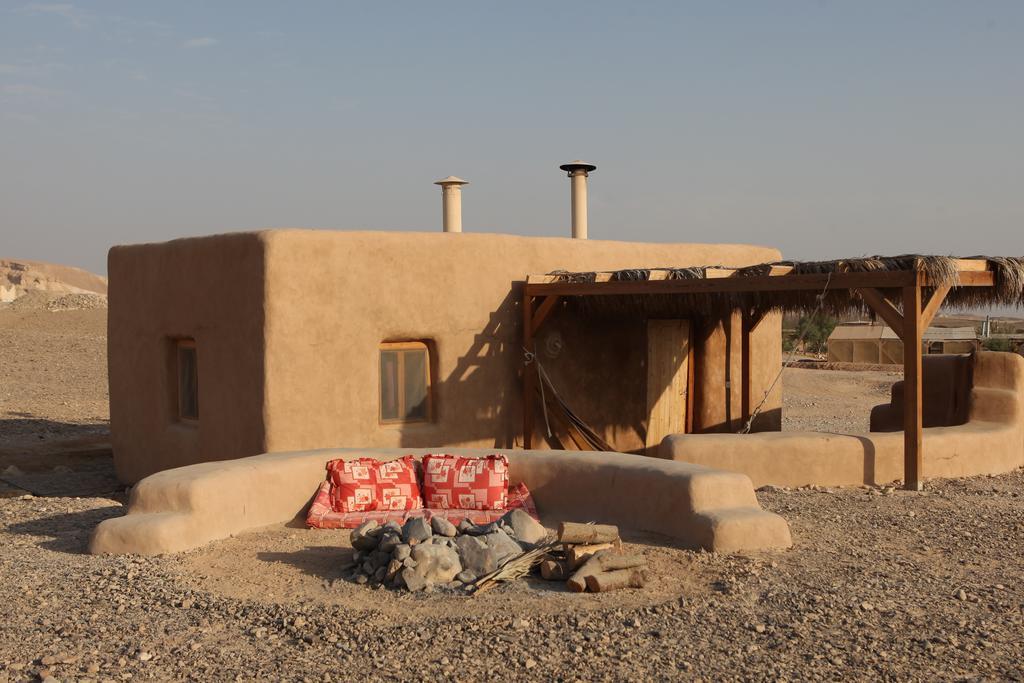 Desert Days Mud Cabin'S Resort Tzukim Luaran gambar