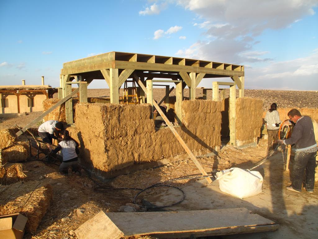 Desert Days Mud Cabin'S Resort Tzukim Luaran gambar